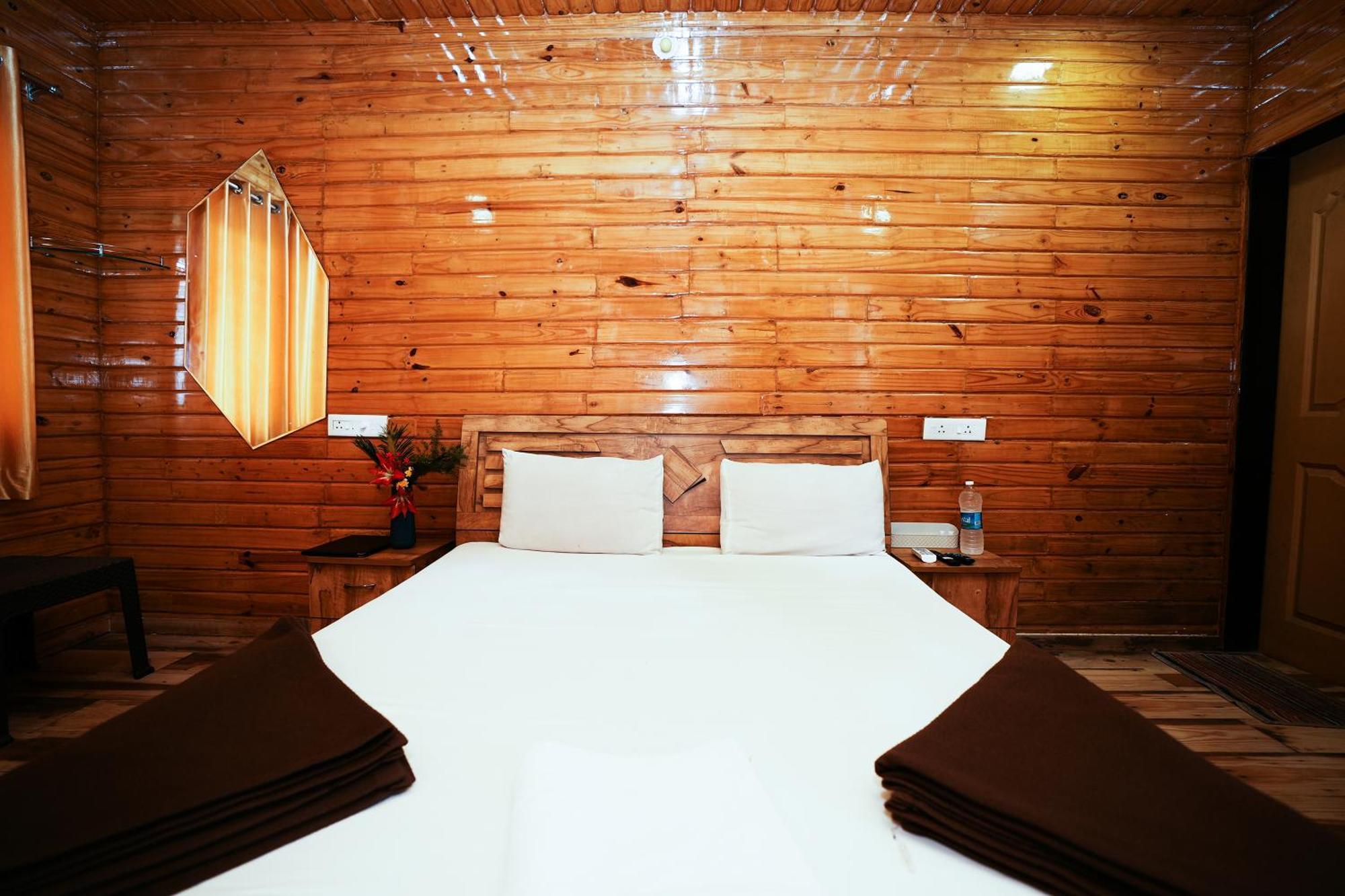 Sunshine Resort Pune Bagian luar foto