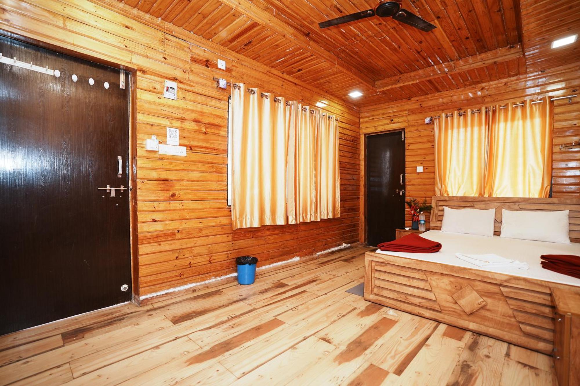 Sunshine Resort Pune Bagian luar foto