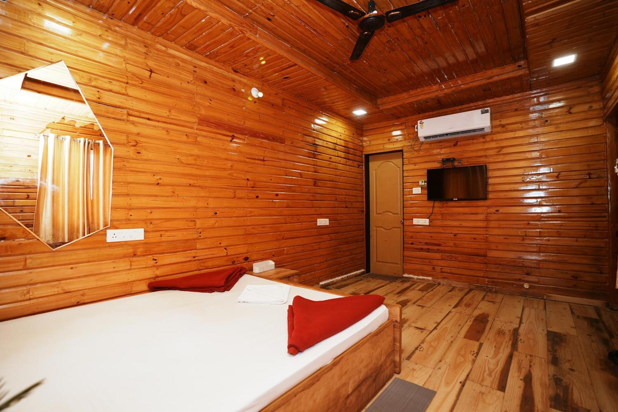 Sunshine Resort Pune Bagian luar foto